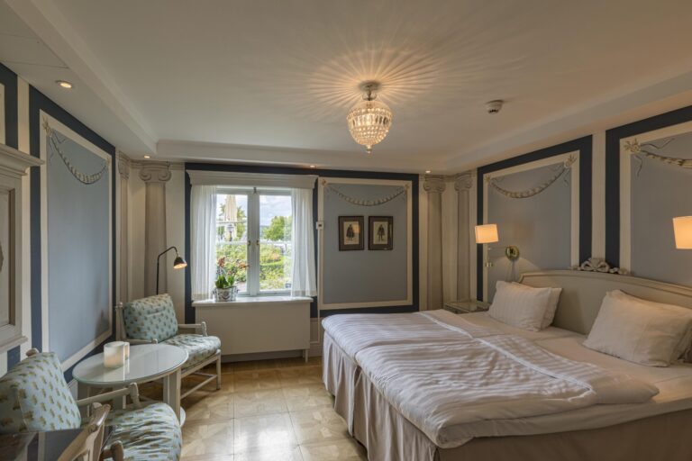 Gripsholm rum 2 1 scaled 1