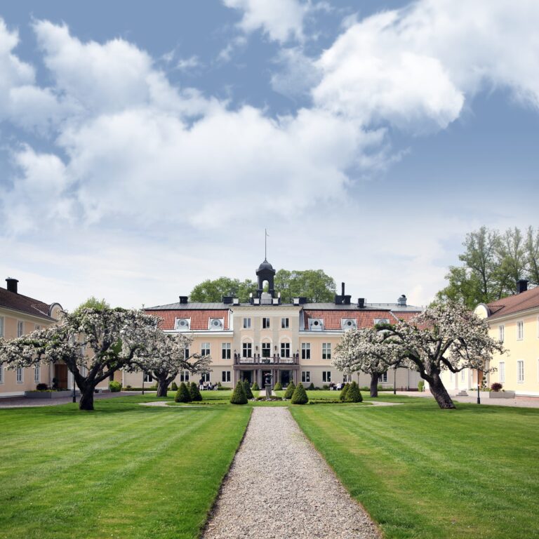 sodertuna slott park